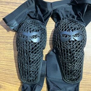 Kali Protectives Black Strike Knee Shin Pads Guard XL Motocross Bmx Skating
